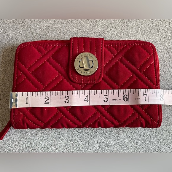 Vera Bradley Red Quilted Fabric Wallet - Picture 6 of 8
